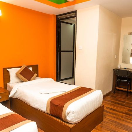 Kathmandu Peace Hotel Екстер'єр фото