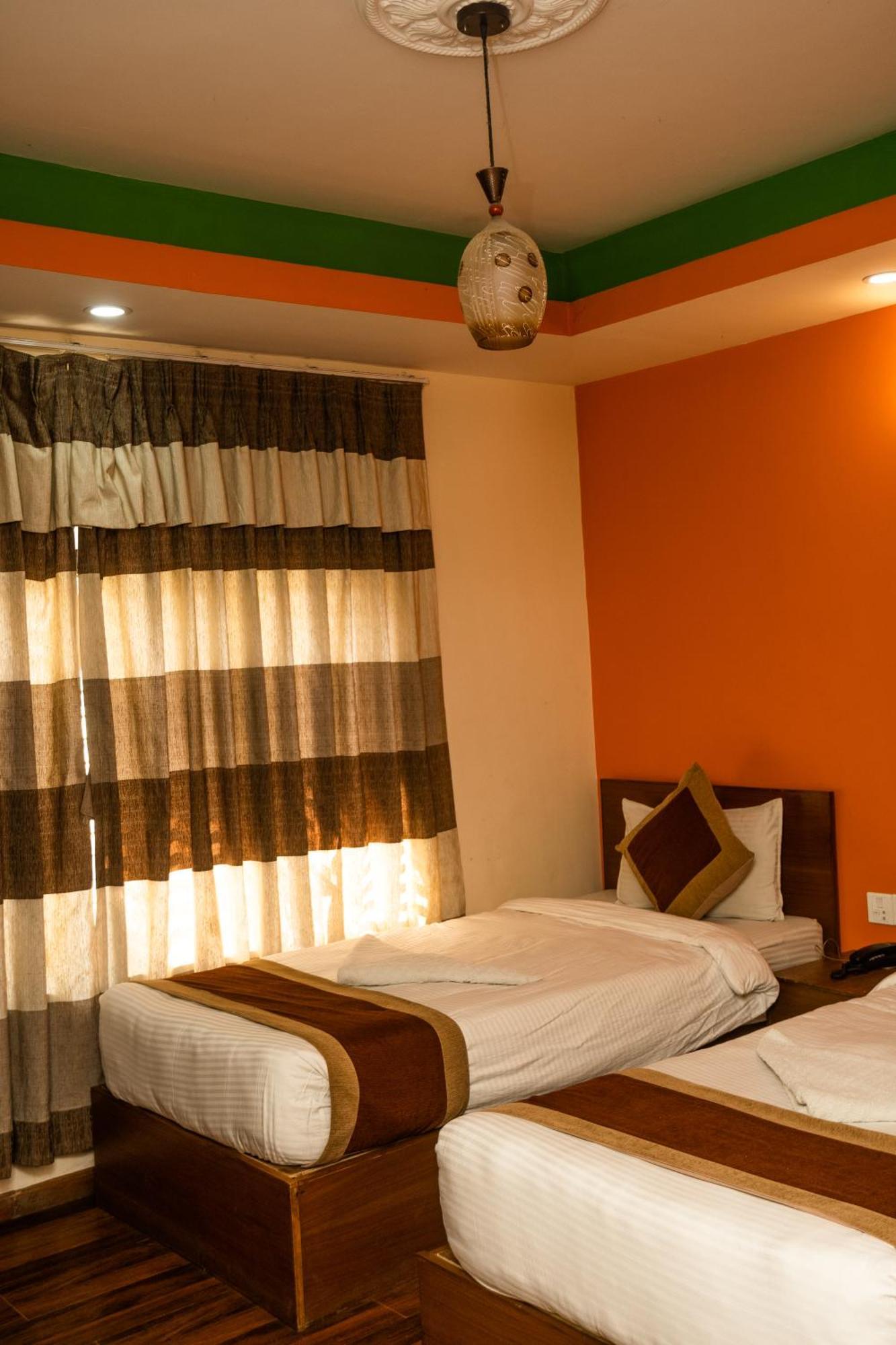 Kathmandu Peace Hotel Екстер'єр фото